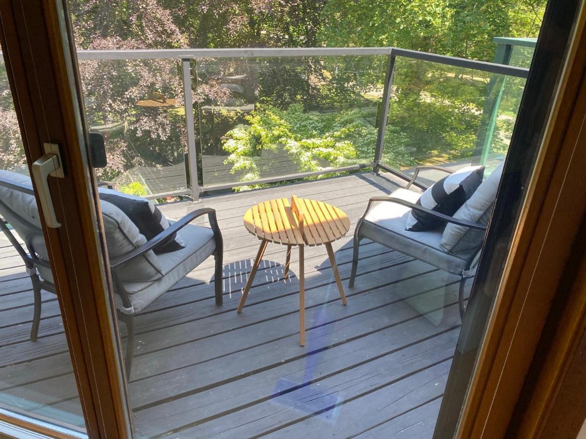 Superb Beach Home:Heated Pool-Hot Tub Open 365Days 토론토 외부 사진