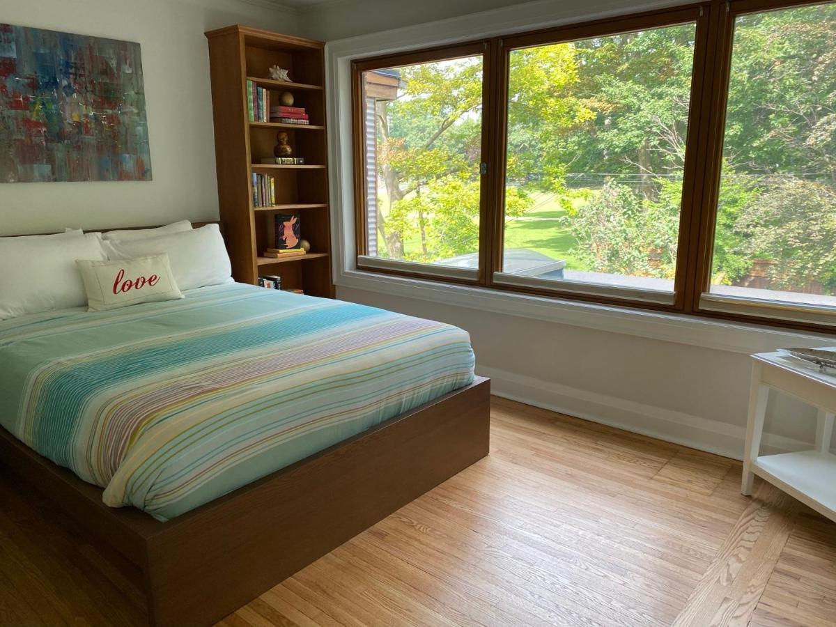 Superb Beach Home:Heated Pool-Hot Tub Open 365Days 토론토 외부 사진