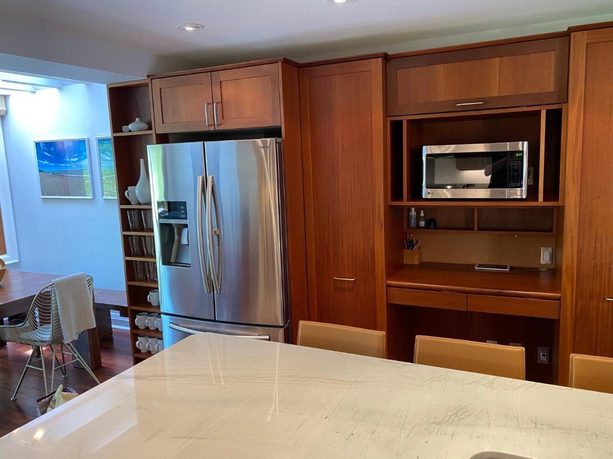 Superb Beach Home:Heated Pool-Hot Tub Open 365Days 토론토 외부 사진