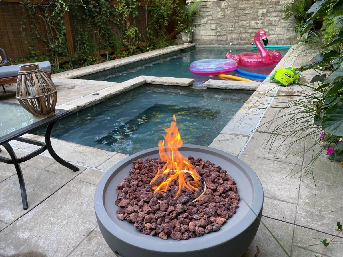 Superb Beach Home:Heated Pool-Hot Tub Open 365Days 토론토 외부 사진